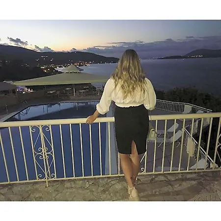 Sunrise Nikiana فندق